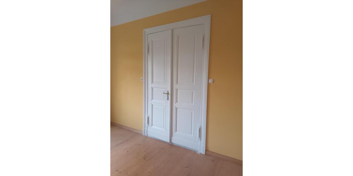 Hochparterre Luckenwalde - 5 Zimmer, 150 m&sup2;, 1.200&euro; | Angebot:26035070