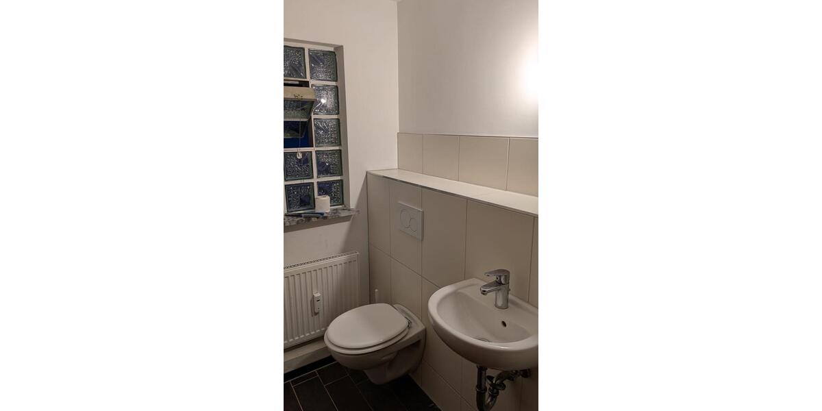 Etagenwohnung Östringen - 5 Zimmer, 100 m&sup2;, 1.000&euro; | Angebot:26488477