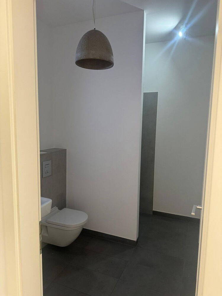 Moderne geschnittene 3-Zimmer-Wohnung in Berlin-Mitte