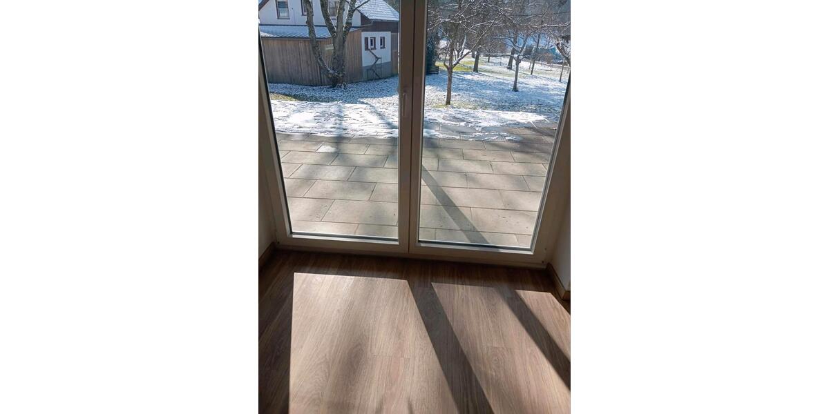 Wohnen auf Zeit Deggenhausertal - 25 Zimmer, 100 m&sup2;, 400&euro; | Angebot:24776418