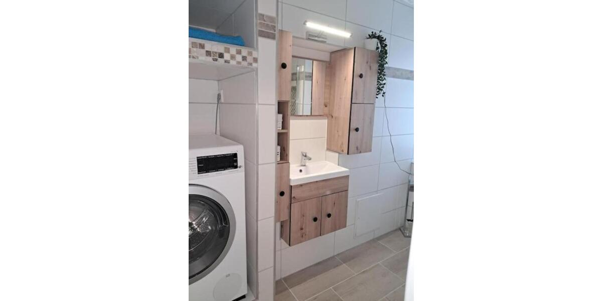 Wohnen auf Zeit Radebeul - 3 Zimmer, 80 m&sup2;, 120&euro; | Angebot:23571846