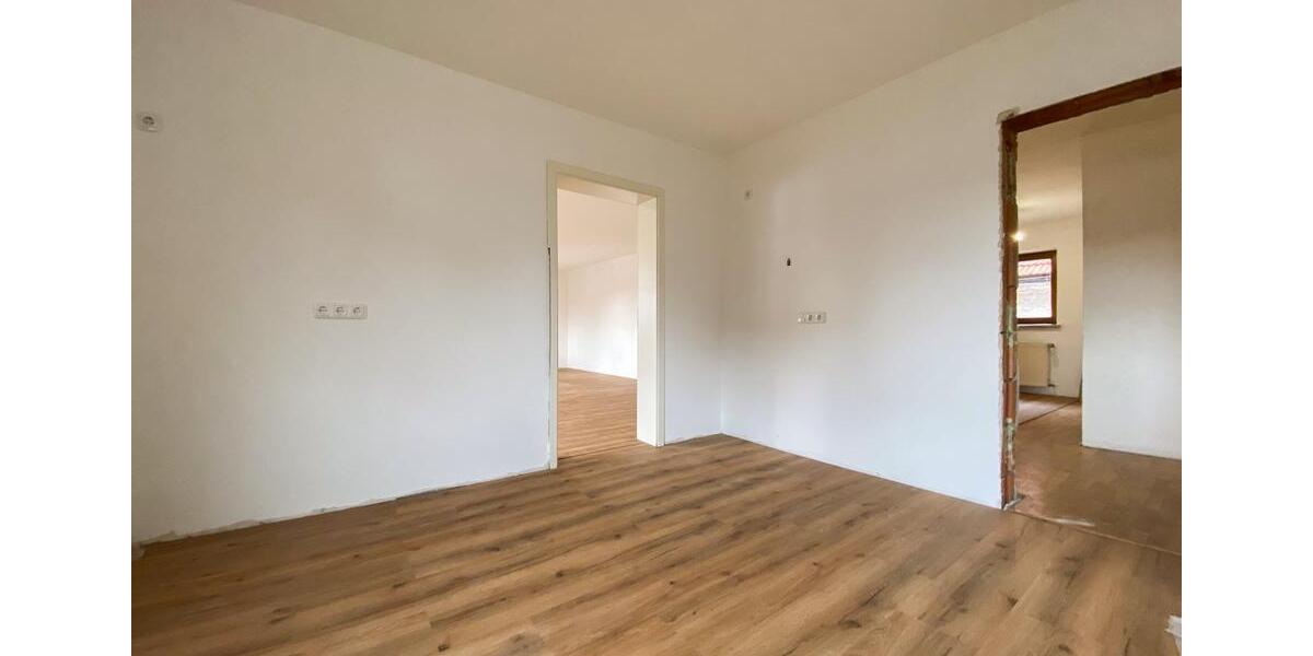 Etagenwohnung Großaitingen - 5 Zimmer, 193 m&sup2;, 1.800&euro; | Angebot:25852512