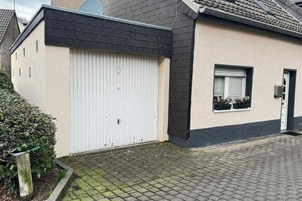 Haus Frechen - 3 Zimmer, 75 m&sup2;, 1.150&euro; | Angebot:25107993