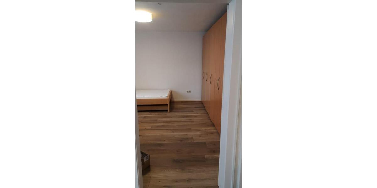Etagenwohnung Kehl - 3 Zimmer, 70 m&sup2;, 1.100&euro; | Angebot:26186674