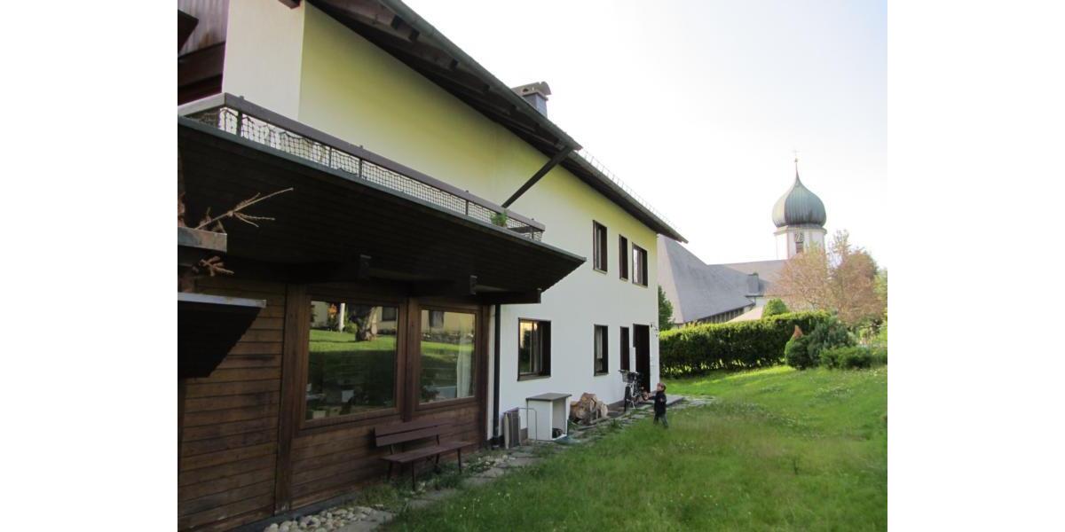 Gewerbeobjekt Hinterzarten - 890&euro; | Angebot:25989924