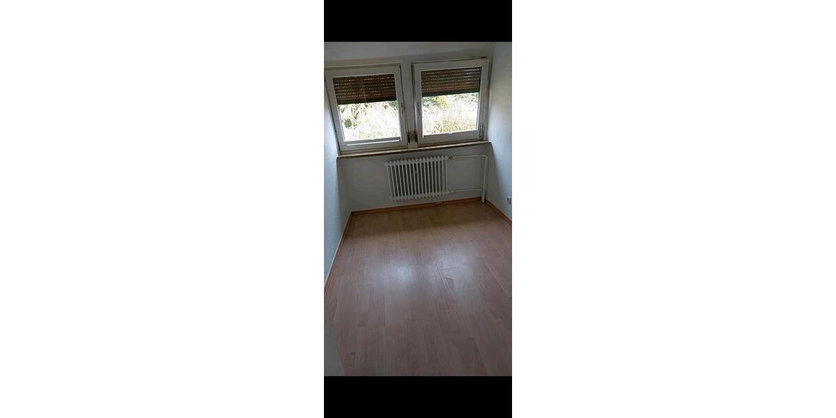 Etagenwohnung Hildesheim - 3 Zimmer, 70 m&sup2;, 640&euro; | Angebot:26614375