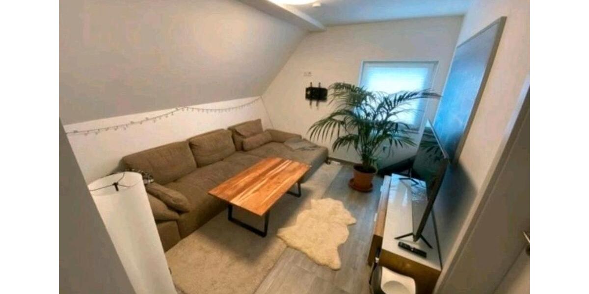 Mädchen WG-Zimmer in VS-Schwenningen von März bis September 2026 1 zimmer