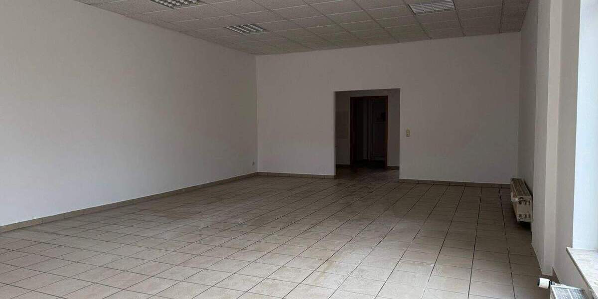 Gewerbeobjekt Eggesin - 2 Zimmer, 408&euro; | Angebot:25778485