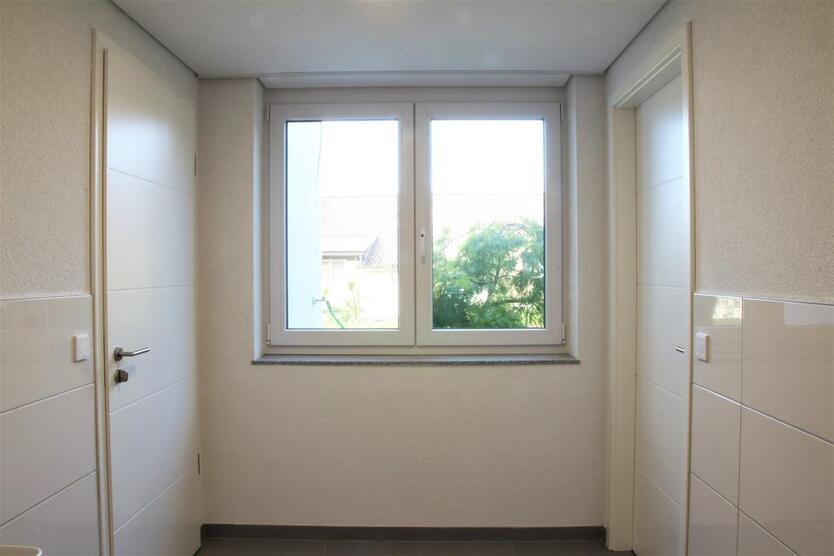 Stilvolle 2-Zimmer-Wohnung mit Fußbodenheizung und Hausautomation (Teilort Stein) zimmer