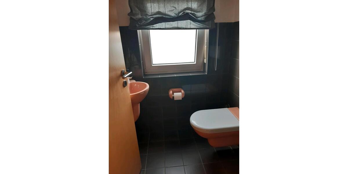 helle Wohnung in ruhiger Lage zu vermieten 2 zimmer