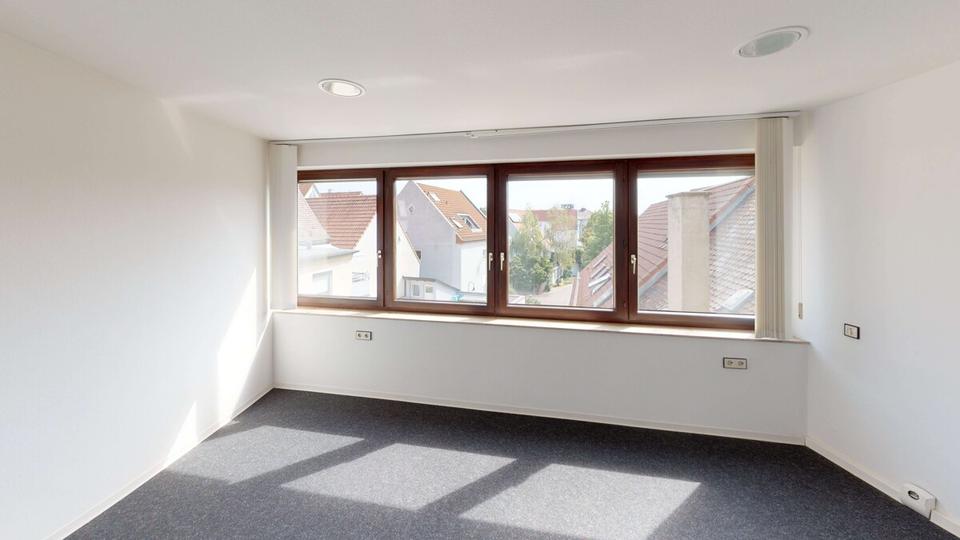 Gewerbeobjekt Brackenheim - 1.200&euro; | Angebot:26624899