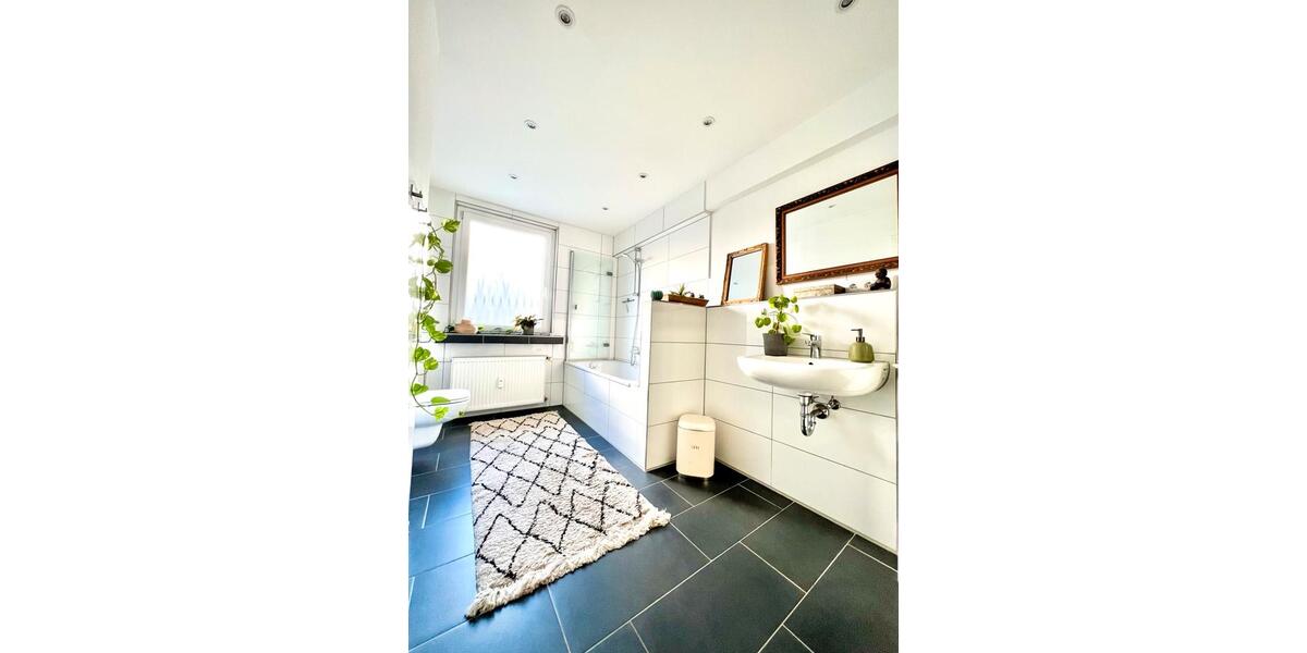 Wohnen auf Zeit Düsseldorf Stadtmitte - 2 Zimmer, 80 m&sup2;, 2.200&euro; | Angebot:25723305