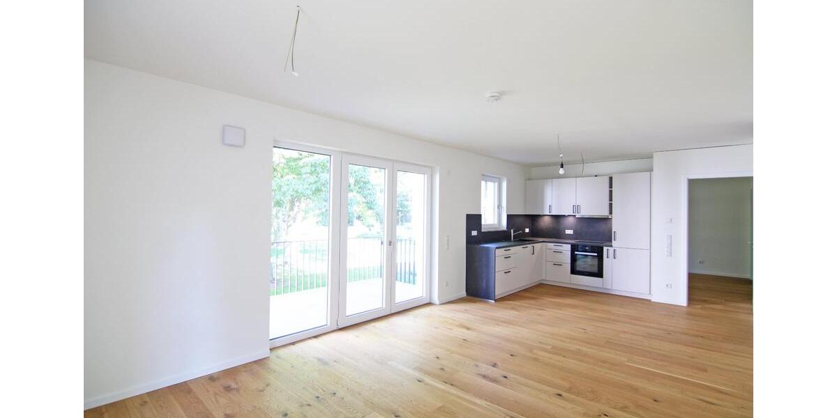 Familientraum mit allen Extras: hochwertige Designwohnung mit EBK, TGWallbox und Balkon! 4 zimmer