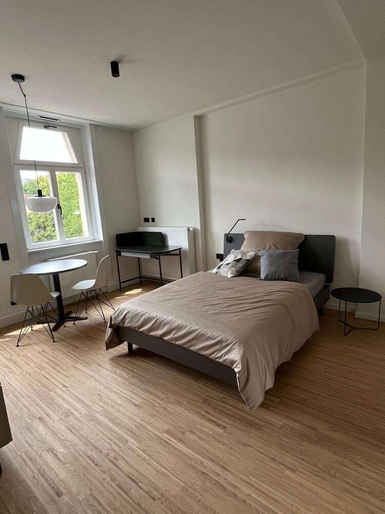Wohnung zum Mieten in Stuttgart 1.012 € 24 m²