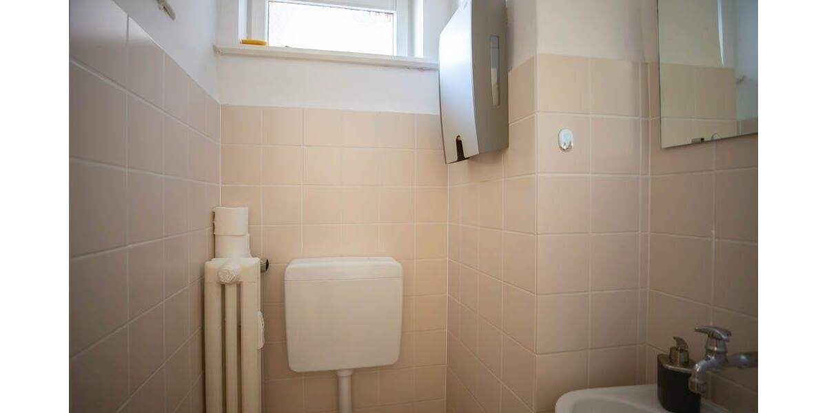 Gewerbeobjekt Elmshorn - 5 Zimmer, 246 m&sup2;, 2.490&euro; | Angebot:25726770