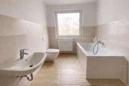 Wohnung Gera Lusan - 5 Zimmer, 122 m&sup2;, 714&euro; | Angebot:27071898