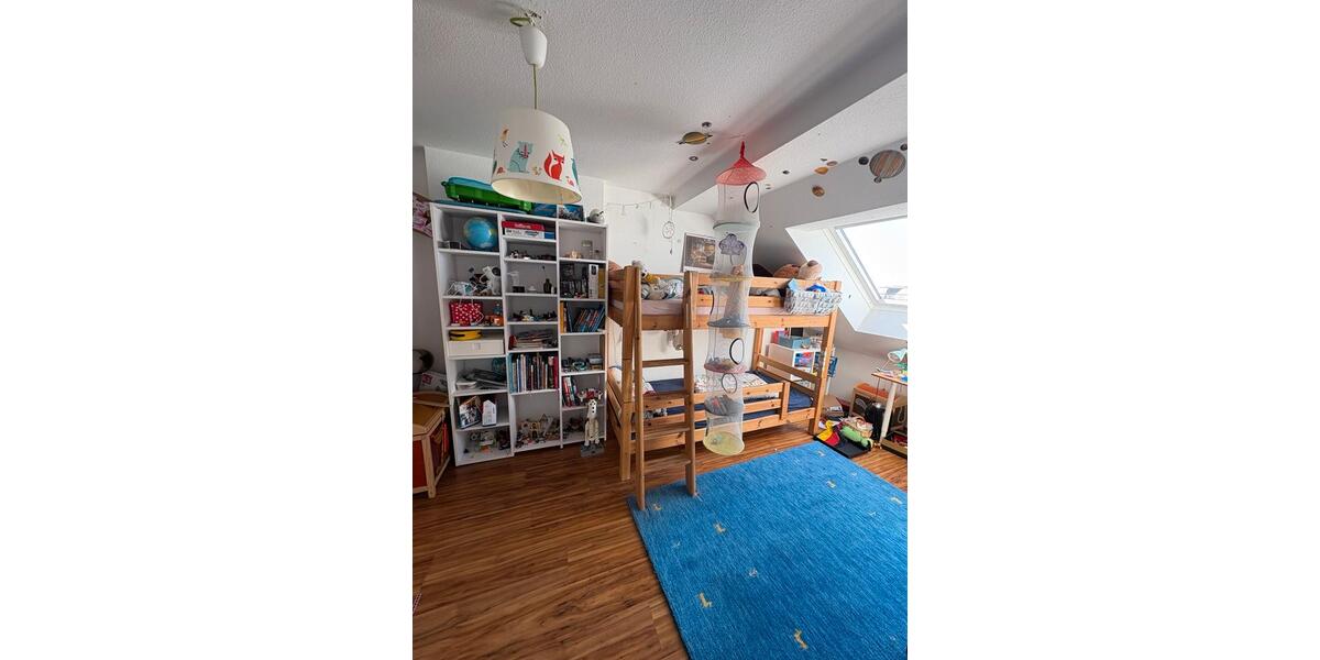 Dachgeschoßwohnung Dresden Neustadt - 4.5 Zimmer, 160 m&sup2;, 2.890&euro; | Angebot:26491974