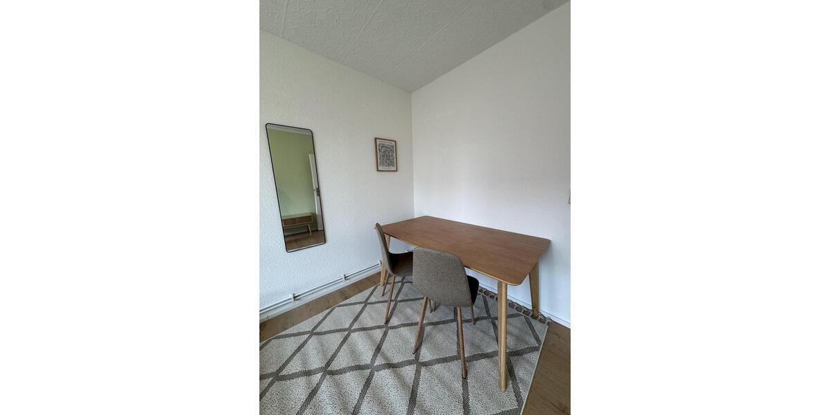 Etagenwohnung Mainz Neustadt - 4 Zimmer, 25 m&sup2;, 555&euro; | Angebot:26262533
