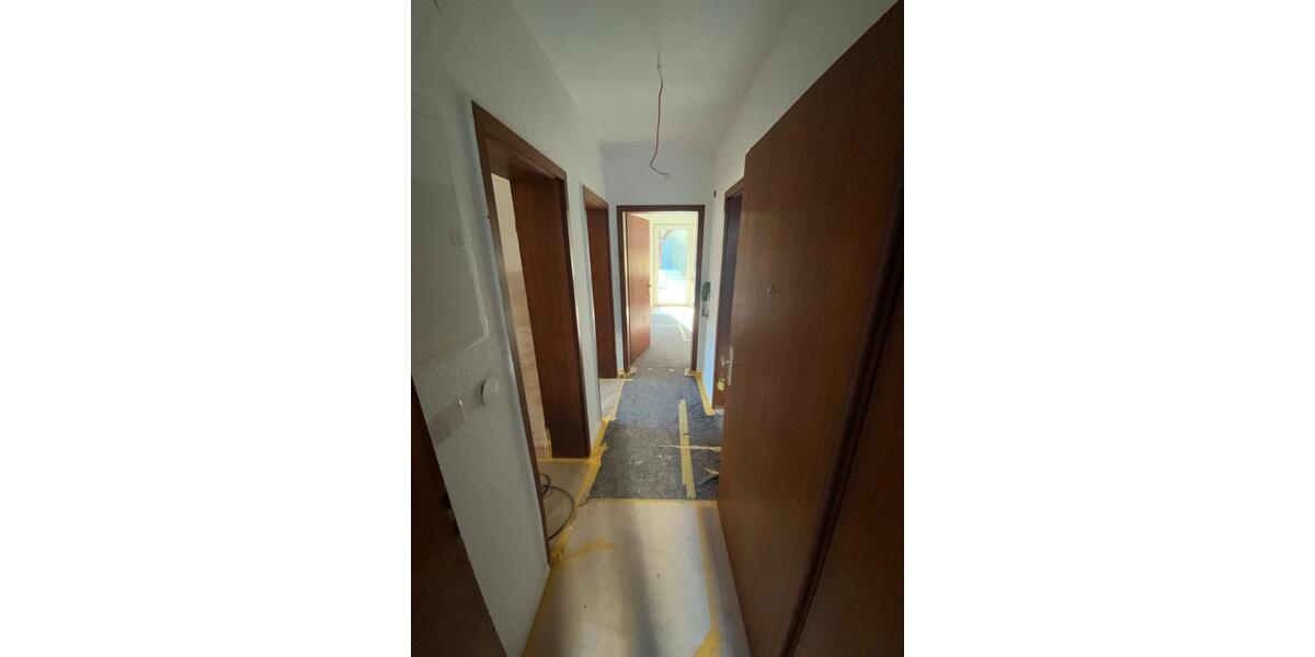 Erdgeschoßwohnung Uslar - 2 Zimmer, 80 m&sup2;, 680&euro; | Angebot:24787834