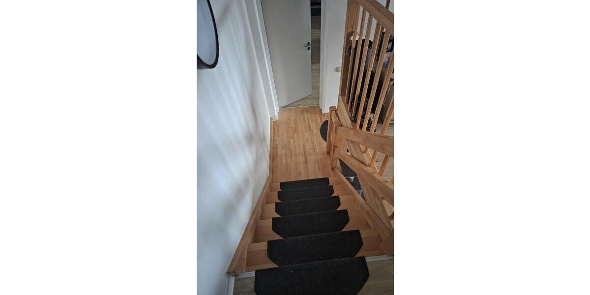 Dachgeschoßwohnung Fritzlar - 4 Zimmer, 105 m&sup2;, 800&euro; | Angebot:26144923