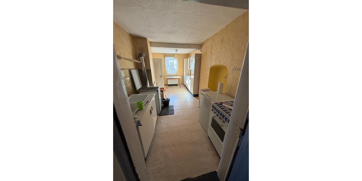 Terrassenwohnung Roßleben-Wiehe Wiehe - 22 Zimmer, 450 m&sup2;, 825&euro; | Angebot:24637680