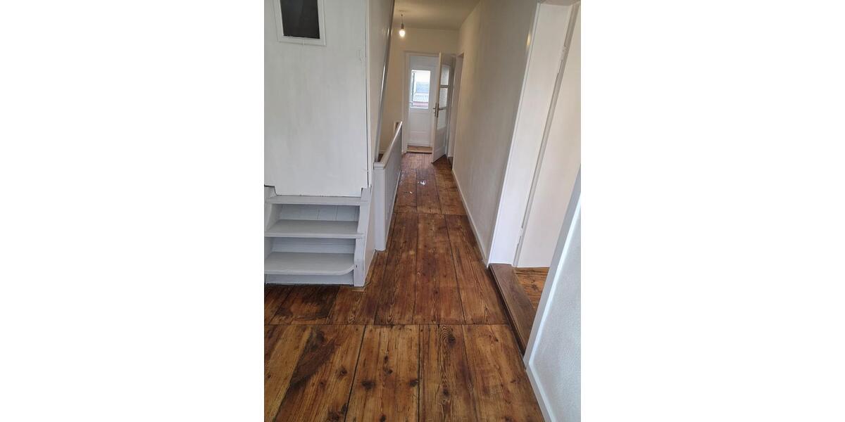 Etagenwohnung Vilshofen an der Donau - 3 Zimmer, 100 m&sup2;, 850&euro; | Angebot:26692034