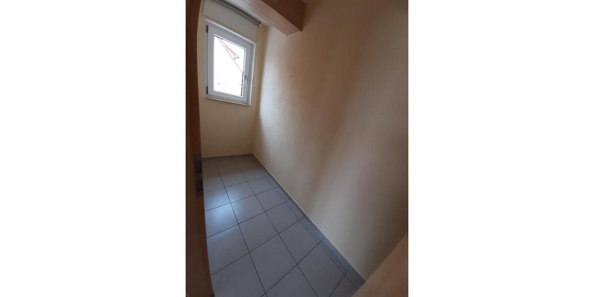 Erdgeschoßwohnung Weihenzell - 5 Zimmer, 145 m&sup2;, 1.050&euro; | Angebot:25299641