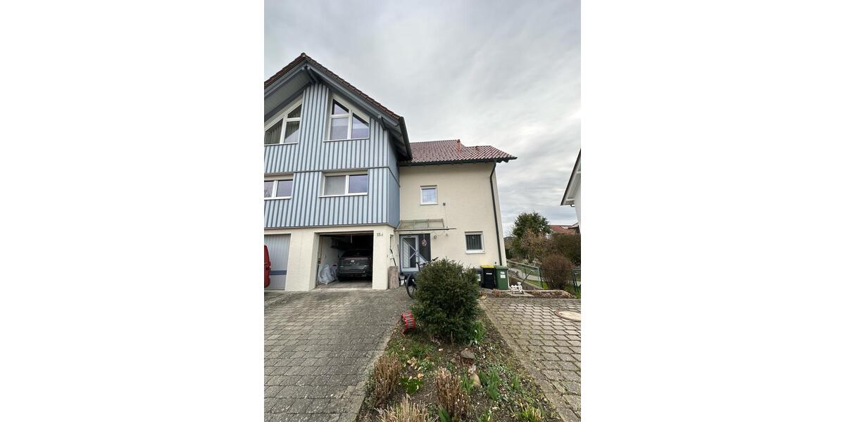 Doppelhaushälfte Wangen im Allgäu - 7 Zimmer, 160 m&sup2;, 1.800&euro; | Angebot:25971980