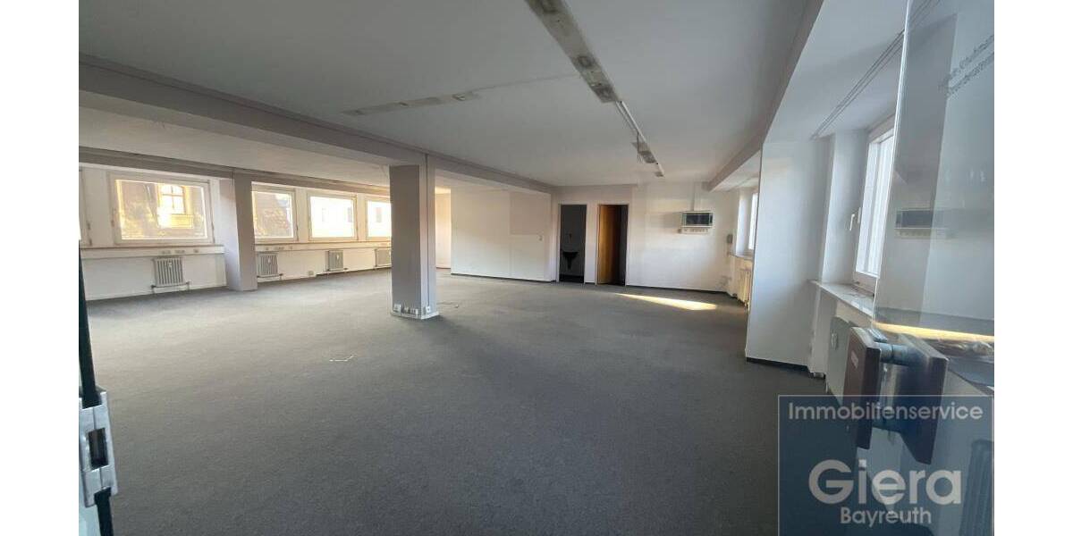 Gewerbefläche 2.OG Fussgängerzone Bayreuth zimmer