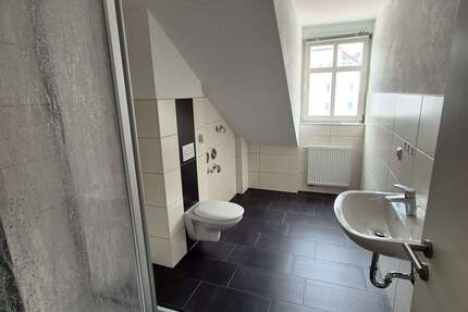 Wohnung zum Mieten in Eisenach 875 € 125.92 m² 4 zimmer