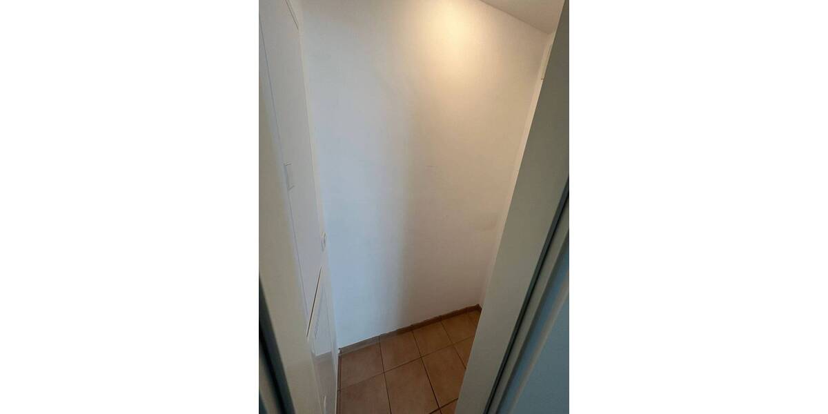 Etagenwohnung Essen Frohnhausen - 2 Zimmer, 60 m&sup2;, 429&euro; | Angebot:26486304