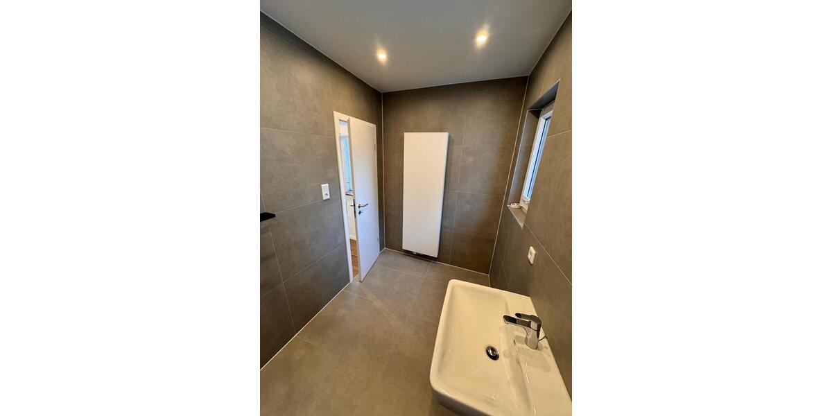 Etagenwohnung Oldenburg Ziegelhof - 3 Zimmer, 100 m&sup2;, 1.350&euro; | Angebot:26701586