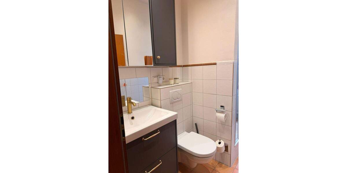 Etagenwohnung Haselau - 4 Zimmer, 105 m&sup2;, 1.100&euro; | Angebot:24858239