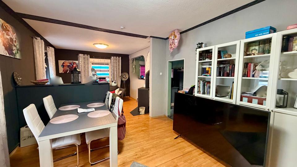 Einfamilienhaus Niedenstein - 6 Zimmer, 145 m&sup2;, 800&euro; | Angebot:26572697