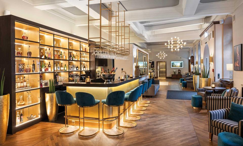 Vollmöblierte Drei-Zimmer Wohnung in einem exklusiven Hotel nur für Langzeitmiete 3 zimmer