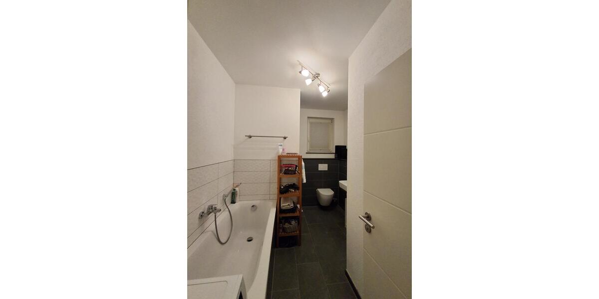 Wohnen auf Zeit Lahntal - 3 Zimmer, 100 m&sup2;, 420&euro; | Angebot:24601075
