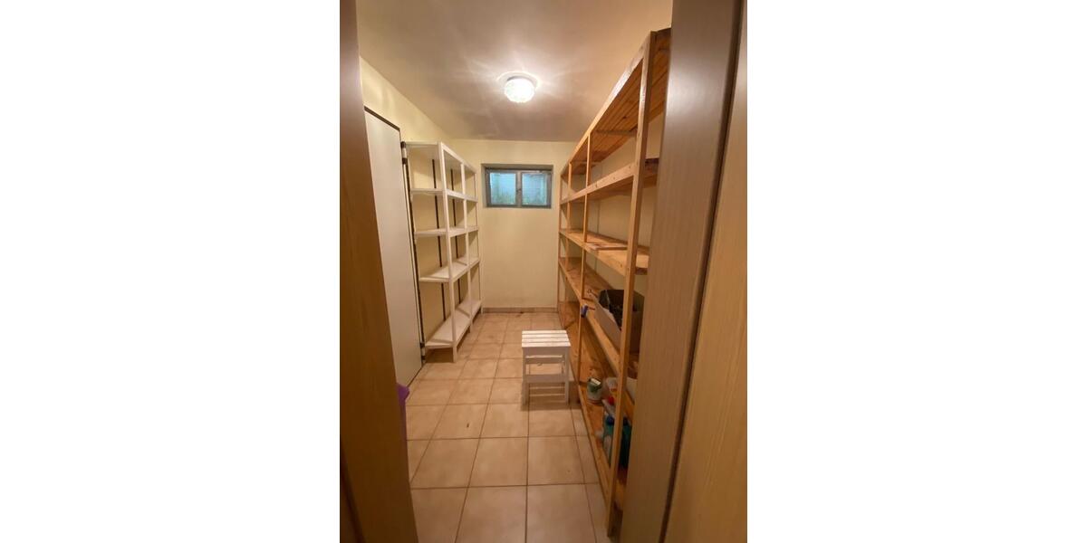 Einfamilienhaus Nentershausen - 4 Zimmer, 129 m&sup2;, 1.400&euro; | Angebot:26650102