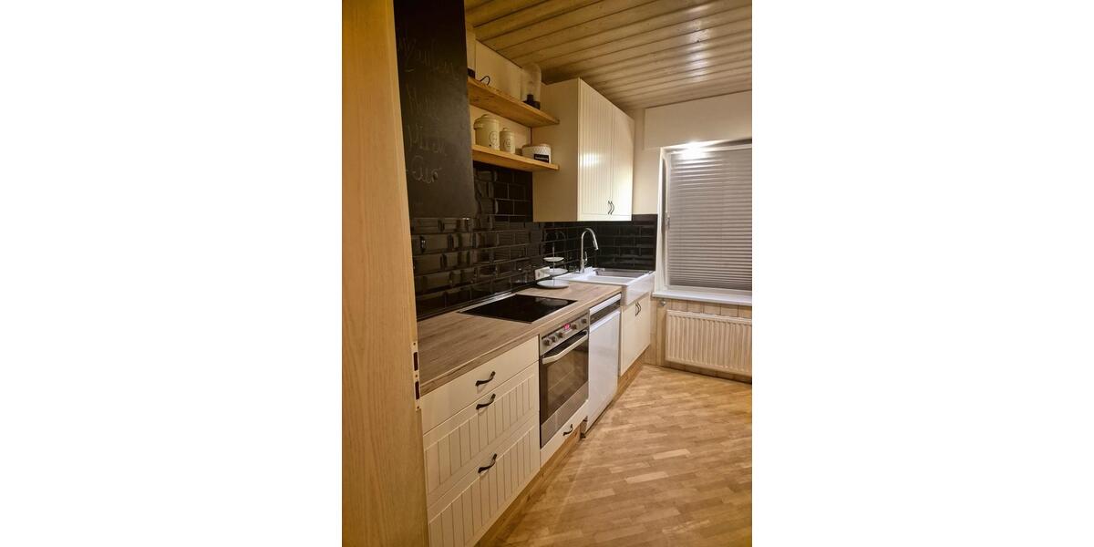 Wunderschöne Erdgeschosswohnung mit großem Privatgartwen zimmer