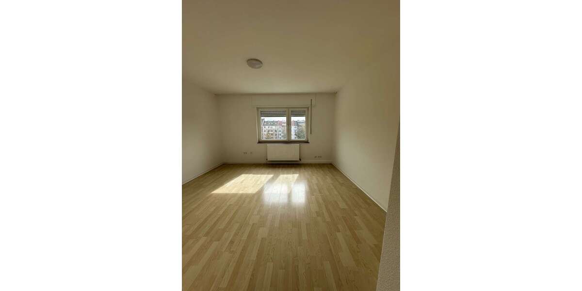 Etagenwohnung Ludwigshafen am Rhein - 2 Zimmer, 64 m&sup2;, 810&euro; | Angebot:25858240