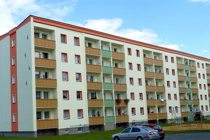 Wohnung Oelsnitz (Vogtland) - 3 Zimmer, 58 m&sup2;, 345&euro; | Angebot:24177888