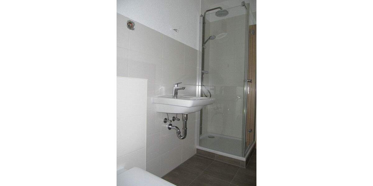 Etagenwohnung Auerbach Richardshöhe - 2 Zimmer, 64 m&sup2;, 360&euro; | Angebot:25686146