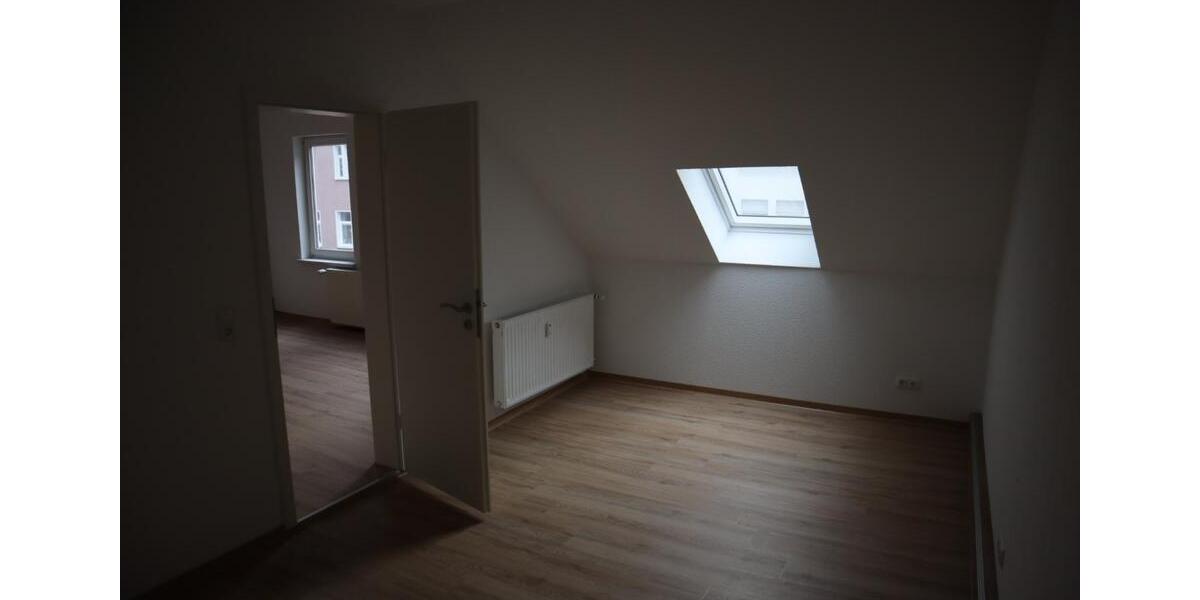 Dachgeschoßwohnung Thale - 5 Zimmer, 100 m&sup2;, 600&euro; | Angebot:25055379