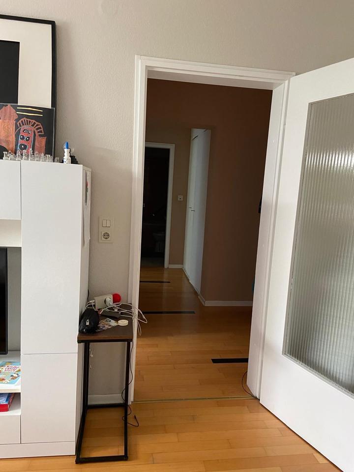 Vermiete 2-Zimmer-Wng in Toplage mit Freizeit direkt vor der Tür