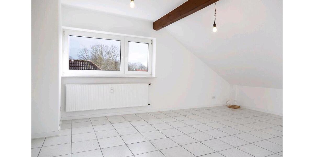 Dachgeschoßwohnung Bönen - 2 Zimmer, 76 m&sup2;, 600&euro; | Angebot:25961224