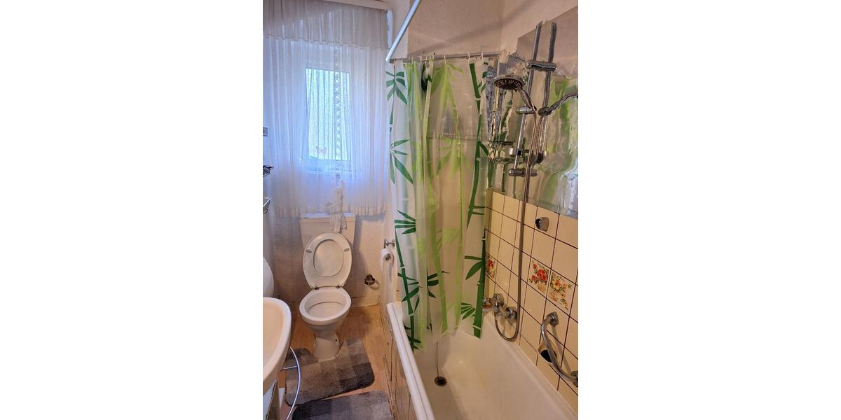 Erdgeschoßwohnung Neunkirchen - 2 Zimmer, 65 m&sup2;, 420&euro; | Angebot:25022816