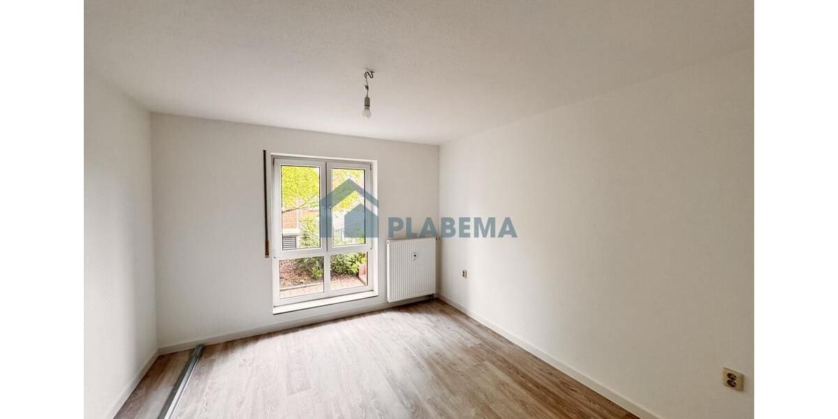 Erdgeschoßwohnung Neubrandenburg - 4 Zimmer, 91 m&sup2;, 1.240&euro; | Angebot:26646788