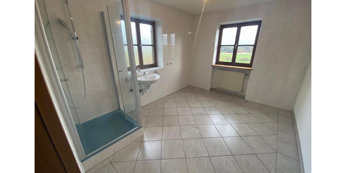 Einfamilienhaus Steinhöring - 7 Zimmer, 200 m&sup2;, 1.630&euro; | Angebot:25655825