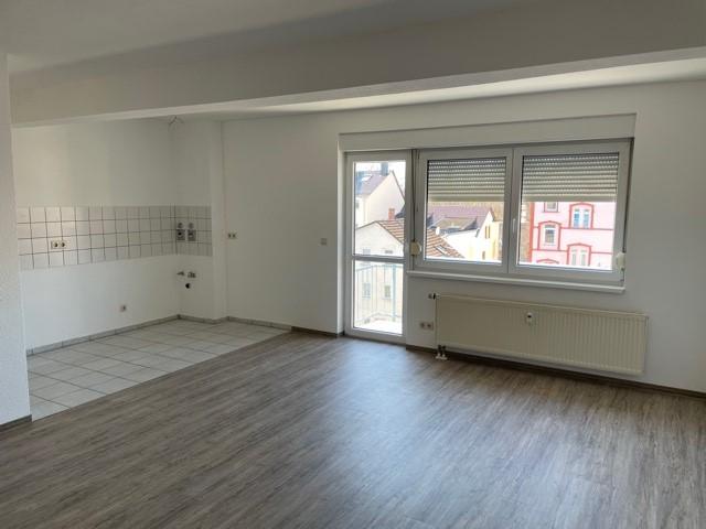 Etagenwohnung Eisenach - 3 Zimmer, 73 m&sup2;, 440&euro; | Angebot:26292844