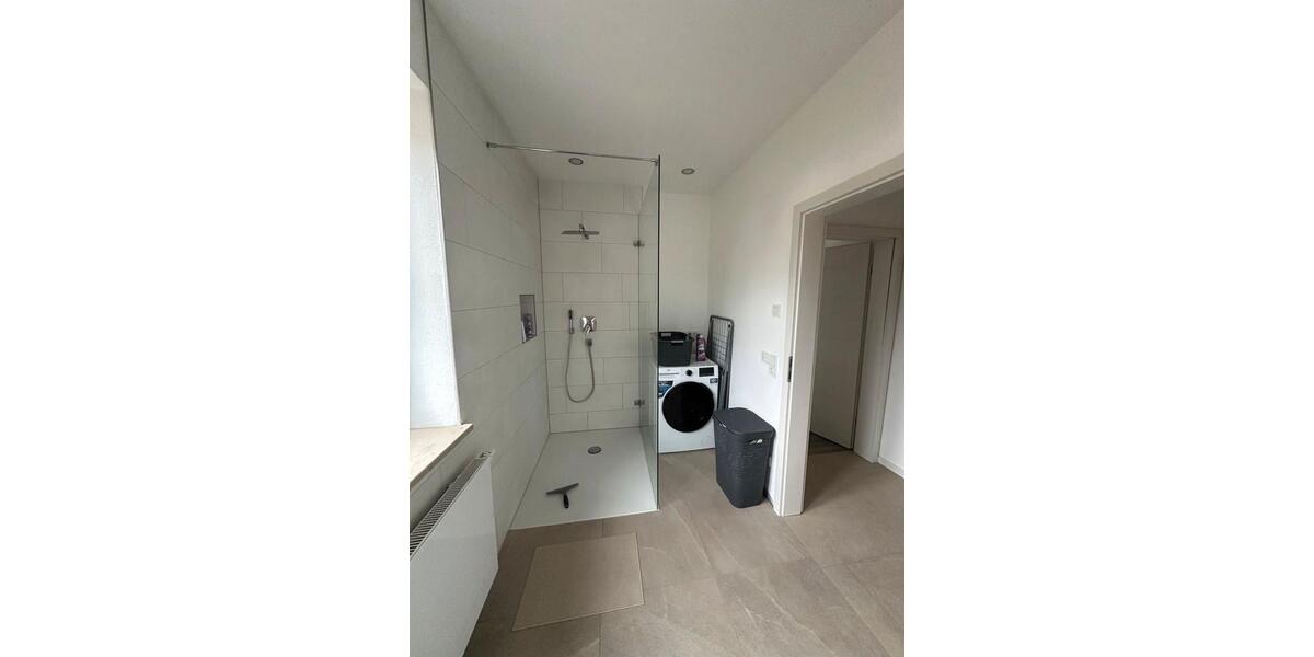 Erdgeschoßwohnung Elsendorf - 3 Zimmer, 79 m&sup2;, 1.000&euro; | Angebot:26021025