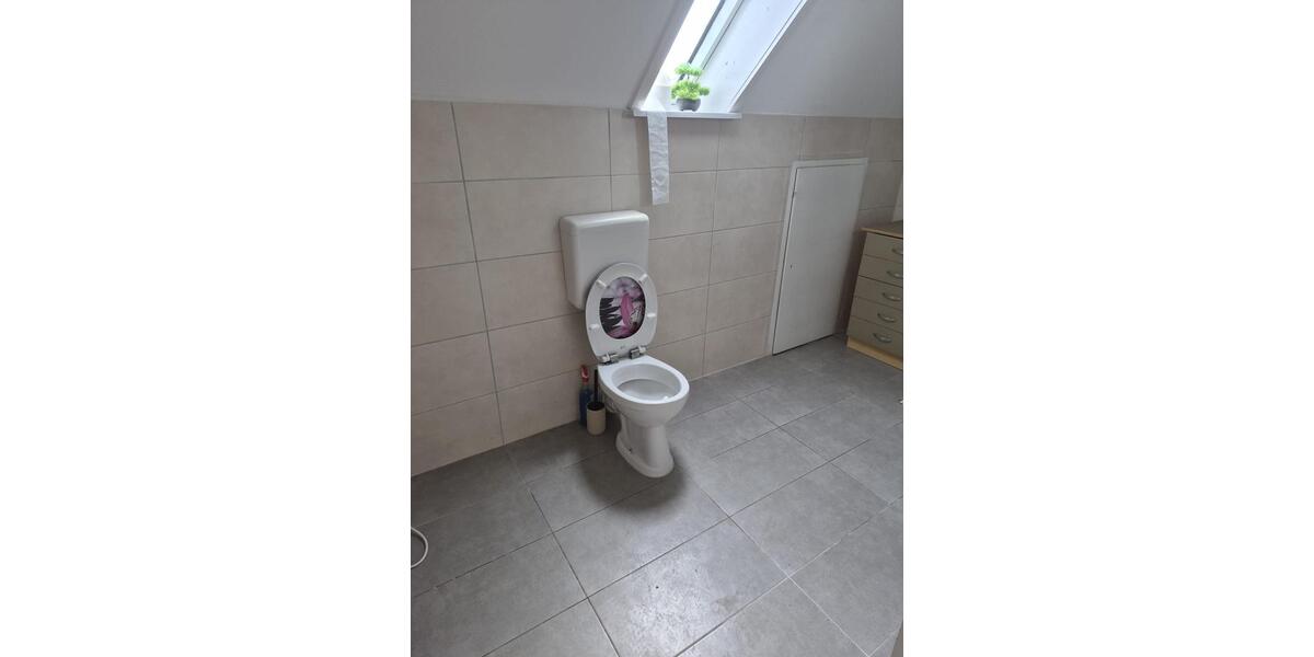 Dachgeschoßwohnung Bad Mergentheim - 4.5 Zimmer, 82 m&sup2;, 850&euro; | Angebot:26213024